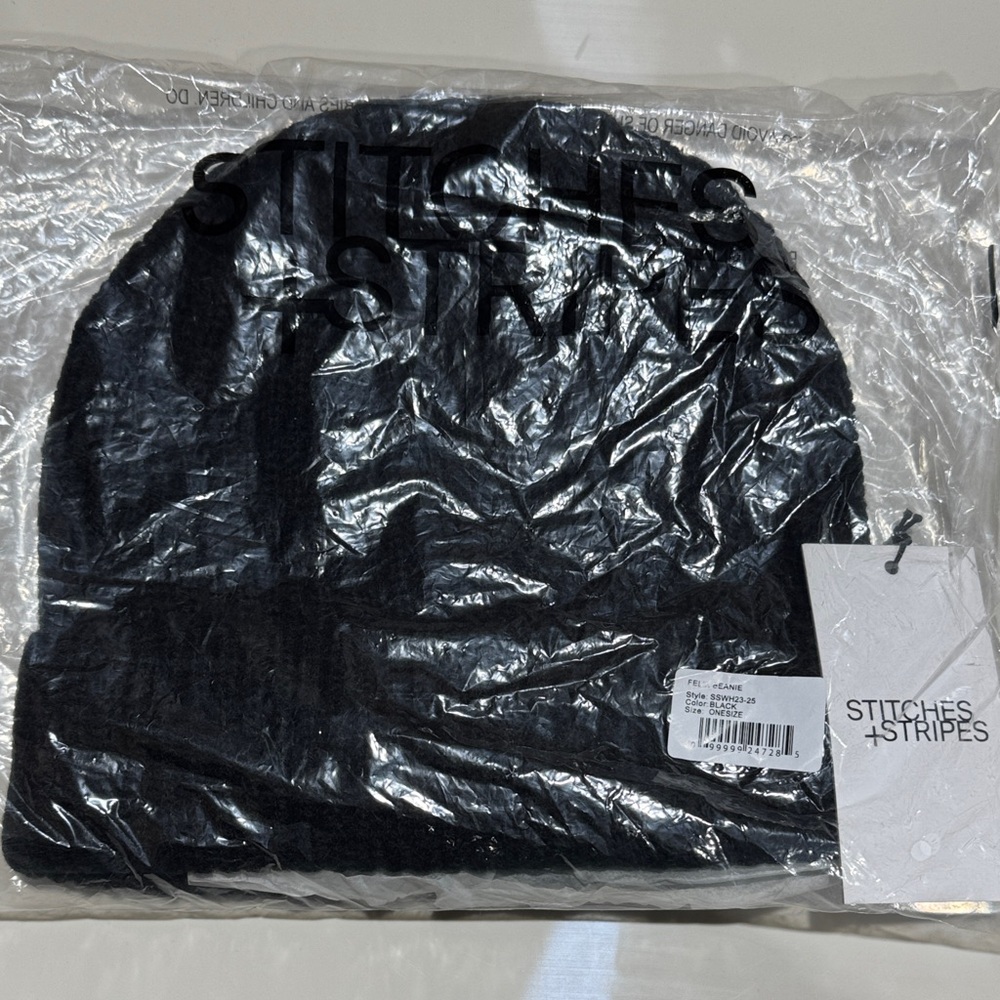 Stitches & Stripes Felix Beanie in Black
